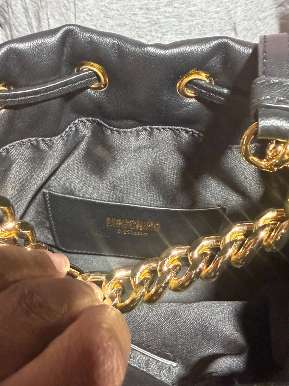 Moschino Handbag - Picture 5 of 7